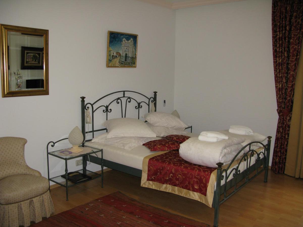 Bed And Breakfast Villa Iris Moscenicka Draga Exterior photo