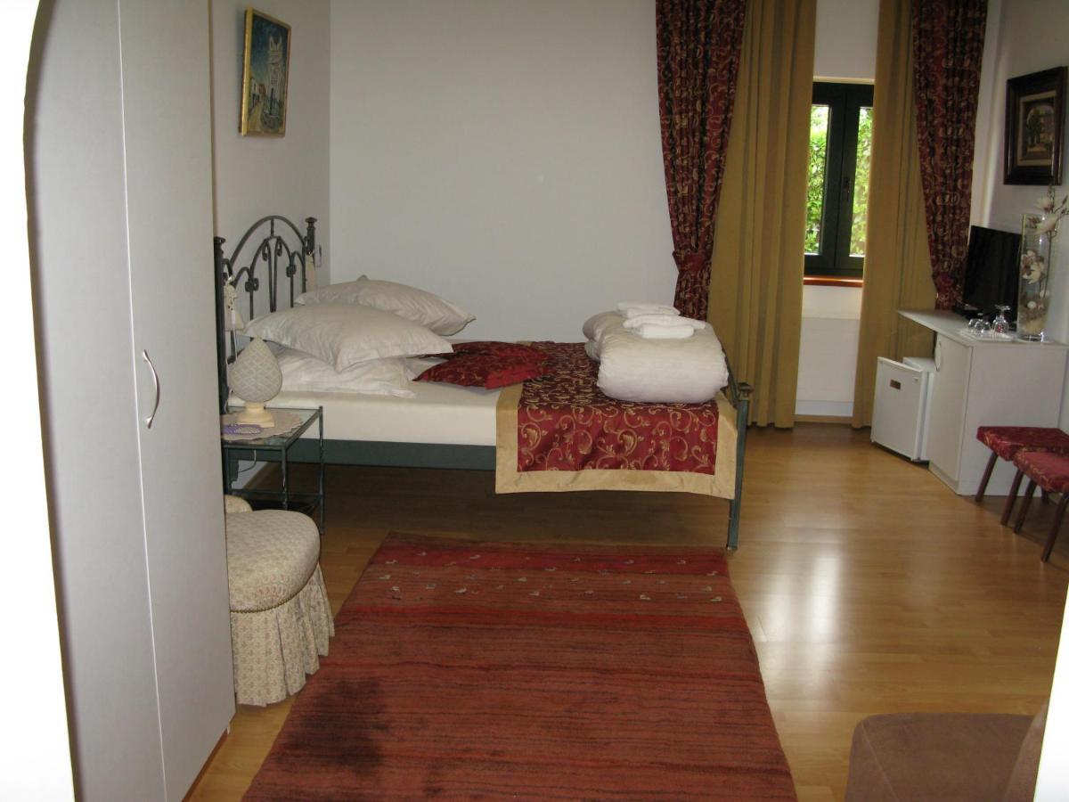 Bed And Breakfast Villa Iris Moscenicka Draga Exterior photo