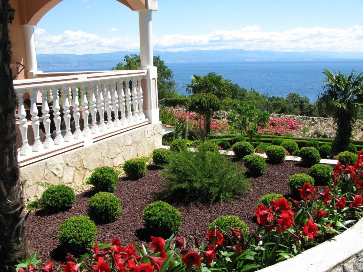 Bed And Breakfast Villa Iris Moscenicka Draga Exterior photo