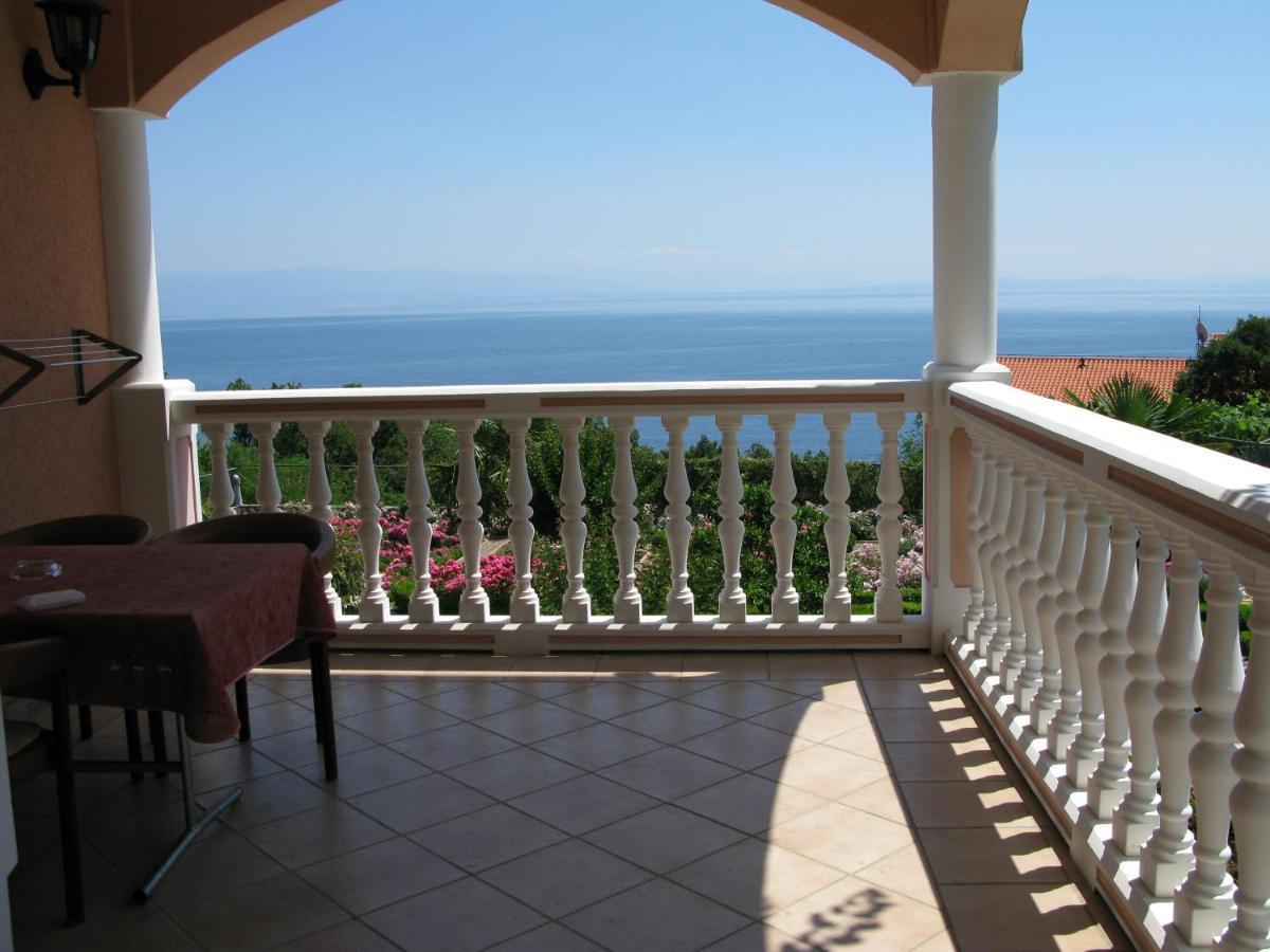 Bed And Breakfast Villa Iris Moscenicka Draga Exterior photo