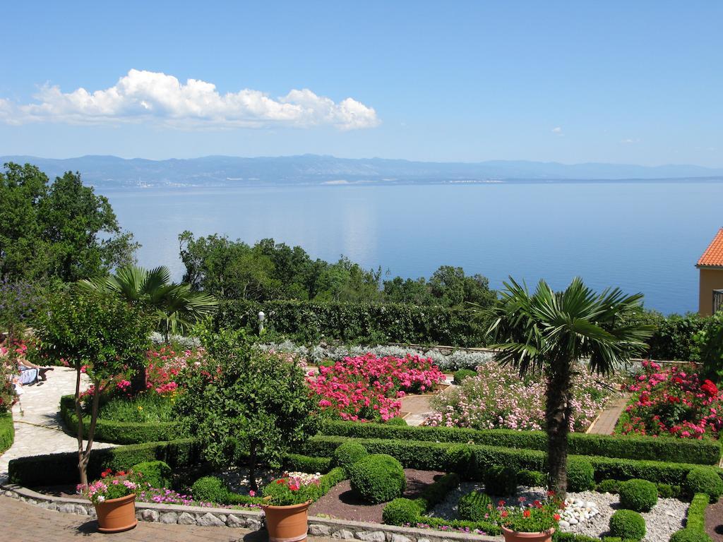 Bed And Breakfast Villa Iris Moscenicka Draga Exterior photo